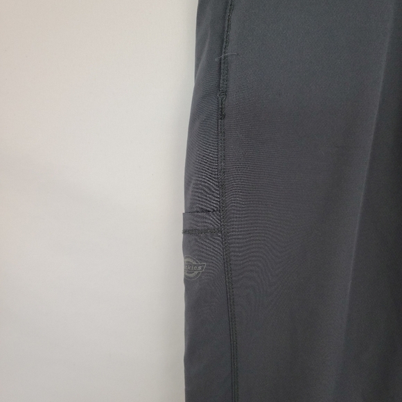 Women's Medium Dickies Scrub pantd - Picture 6 of 6